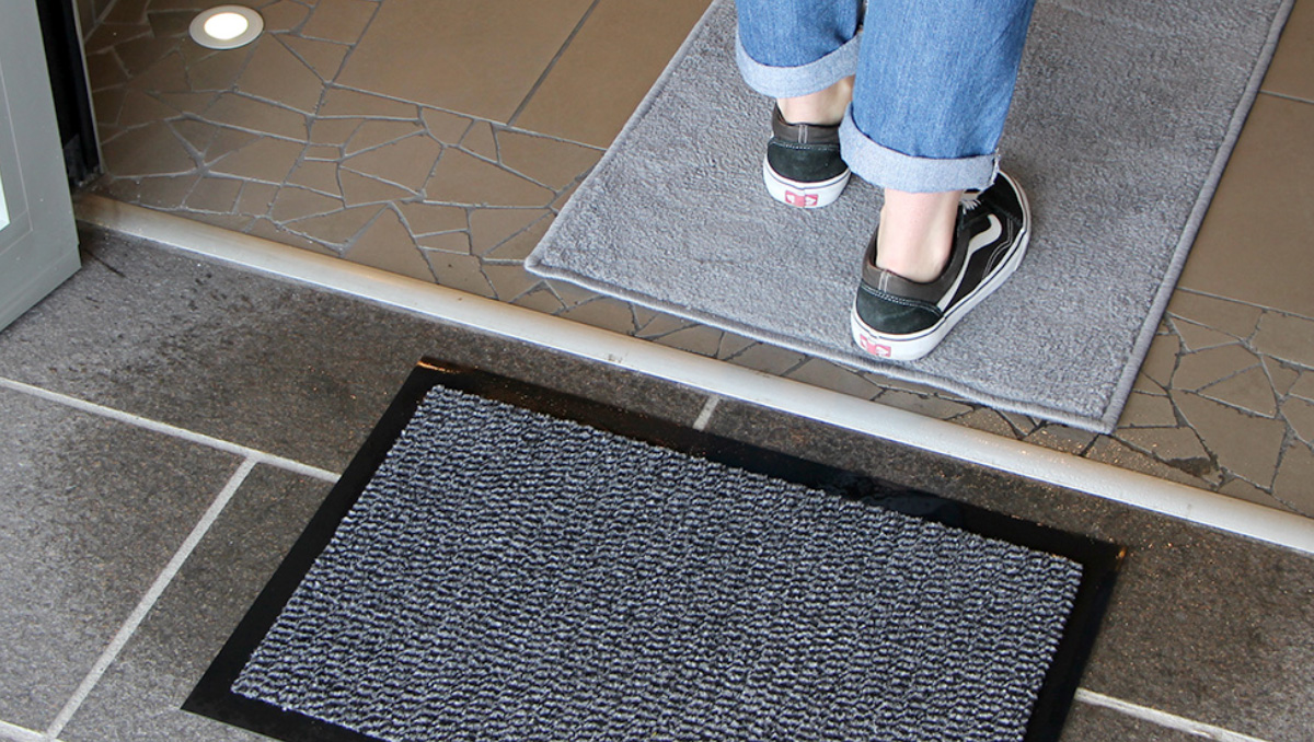 home-is-a-safe-place-and-clean-carpets